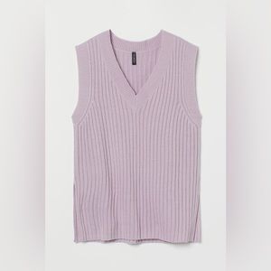 H&M | ribbed sweater vest in Lilac. Size XL